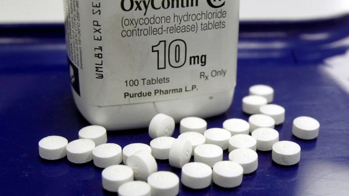 Oxycontin Addiction Signs & Symptoms - Detox Plus UK